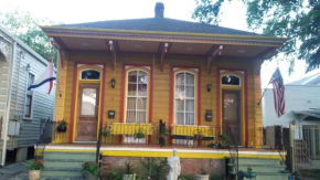 Creole Victorian for groups large and small